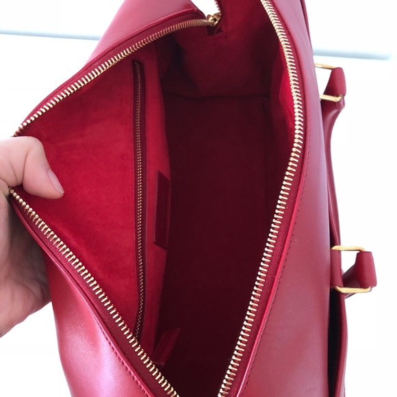 SOLD! Saint Laurent duffle bag - Picture 4 of 8